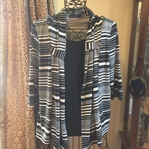 Beautiful B&W top by Notations